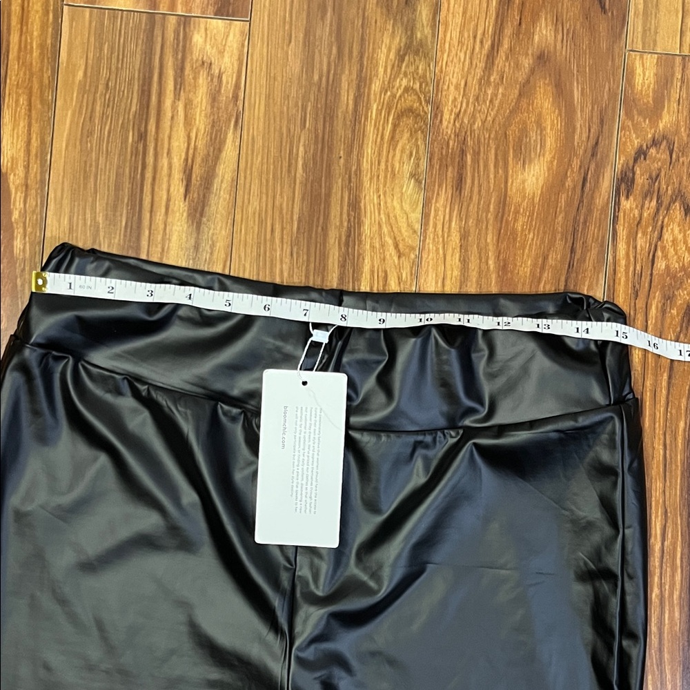 Bloomchic faux leather pants/leggins, size 12, NWT. - Picture 2 of 12